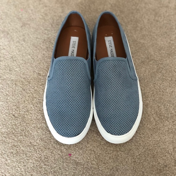Steve Madden Shoes - Steve Madden Slip Ons